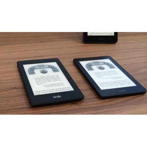 Kindle Voyage Wi-Fi, 300 ppi, Черен + Калъф Smart