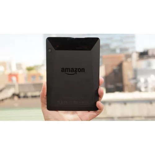 Kindle Voyage Wi-Fi, 300 ppi, Черен + Калъф Smart